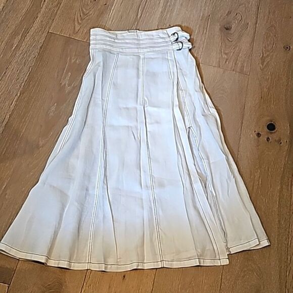 White linen maxi a line skirt size 4 Tweeds - Picture 6 of 9